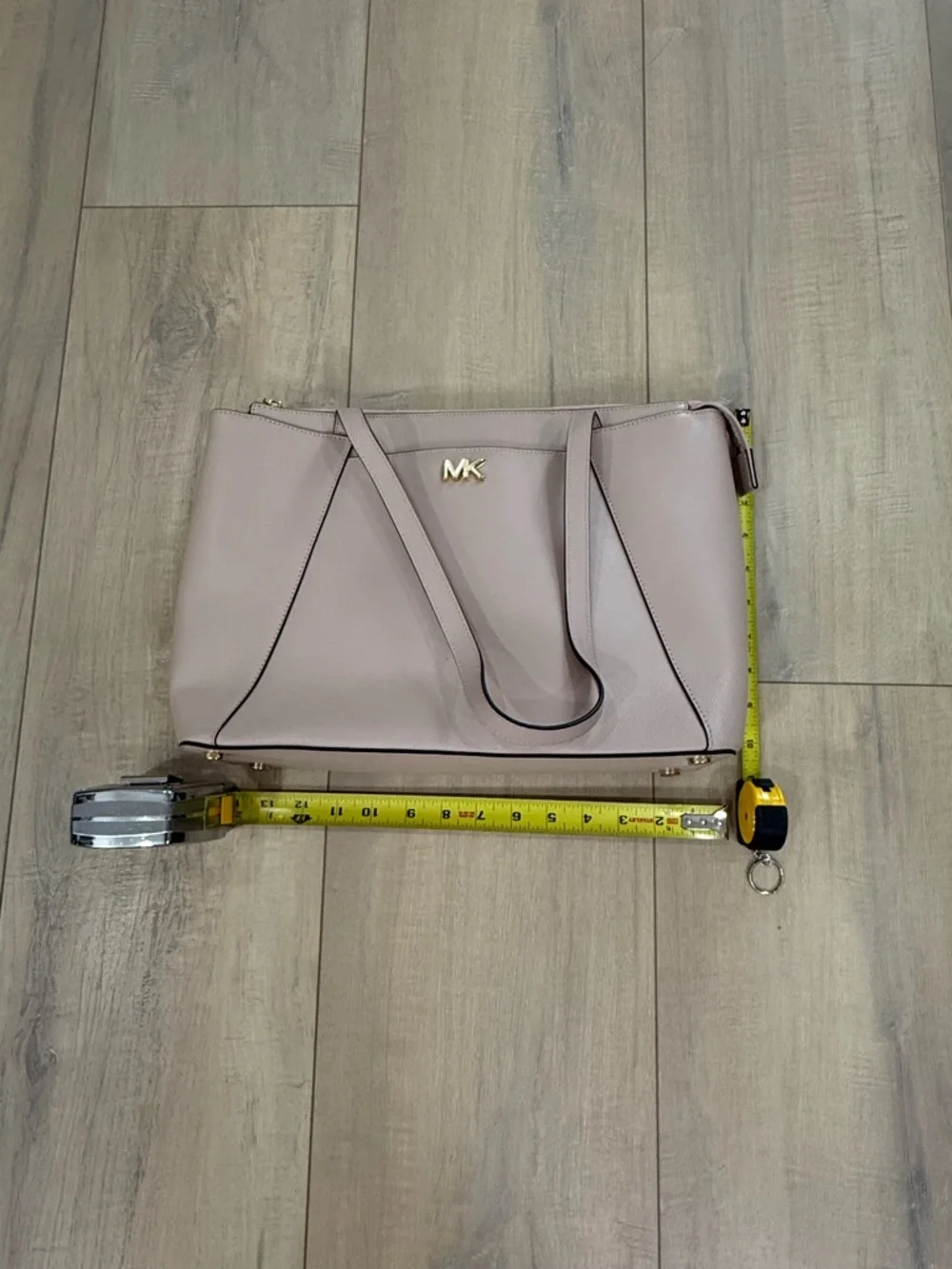 Michael Kors elegant michael
